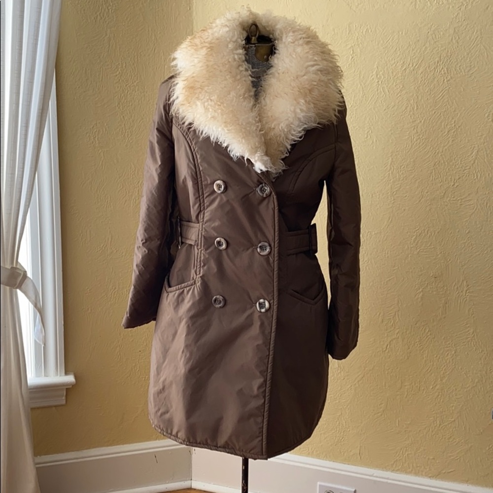 Vintage Spanish lamb fur long green winter parka